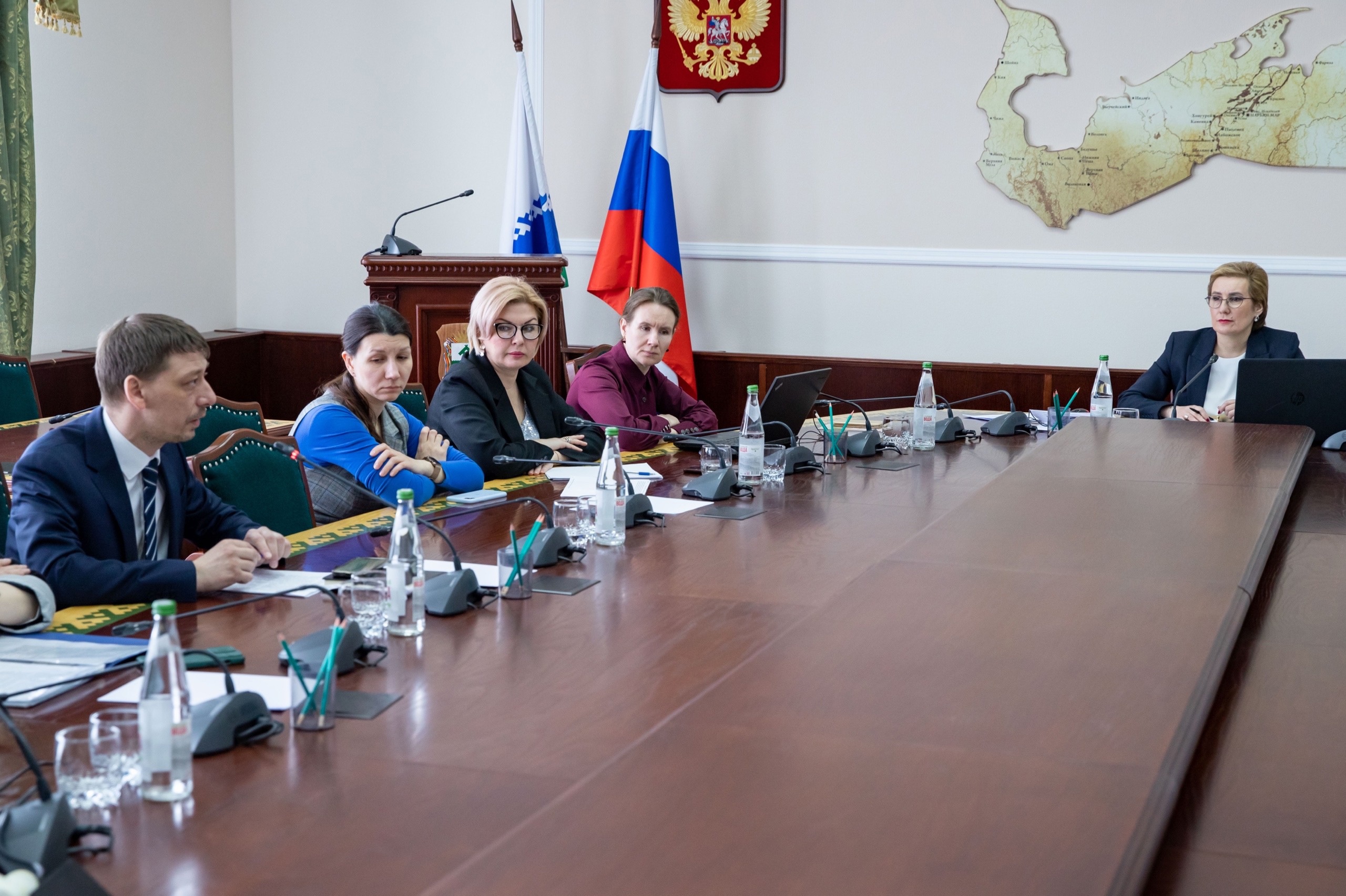 Екатерина Жданова провела рабочую встречу по вопросу реализации окружного закона о предоставлении земельных участков участникам СВО Екатерина Жданова провела рабочую встречу по вопросу реализации окружного закона о предоставлении земельных участков участникам СВО