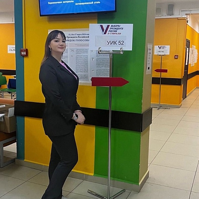 Активисты Молодежного совета работают на разных УИКах и принимают участие в наблюдении впервые