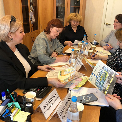 Екатерина Жданова приняла участие в работе жюри конкурса детского рисунка, организованный Ассоциацией «Совет муниципальных образований Ненецкого автономного округа» к профессиональному празднику